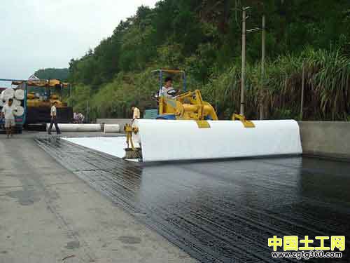 簡述經(jīng)編復合土工布主要作用有哪些?